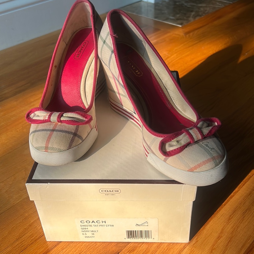 Coach Sweetie wedge size 6.5